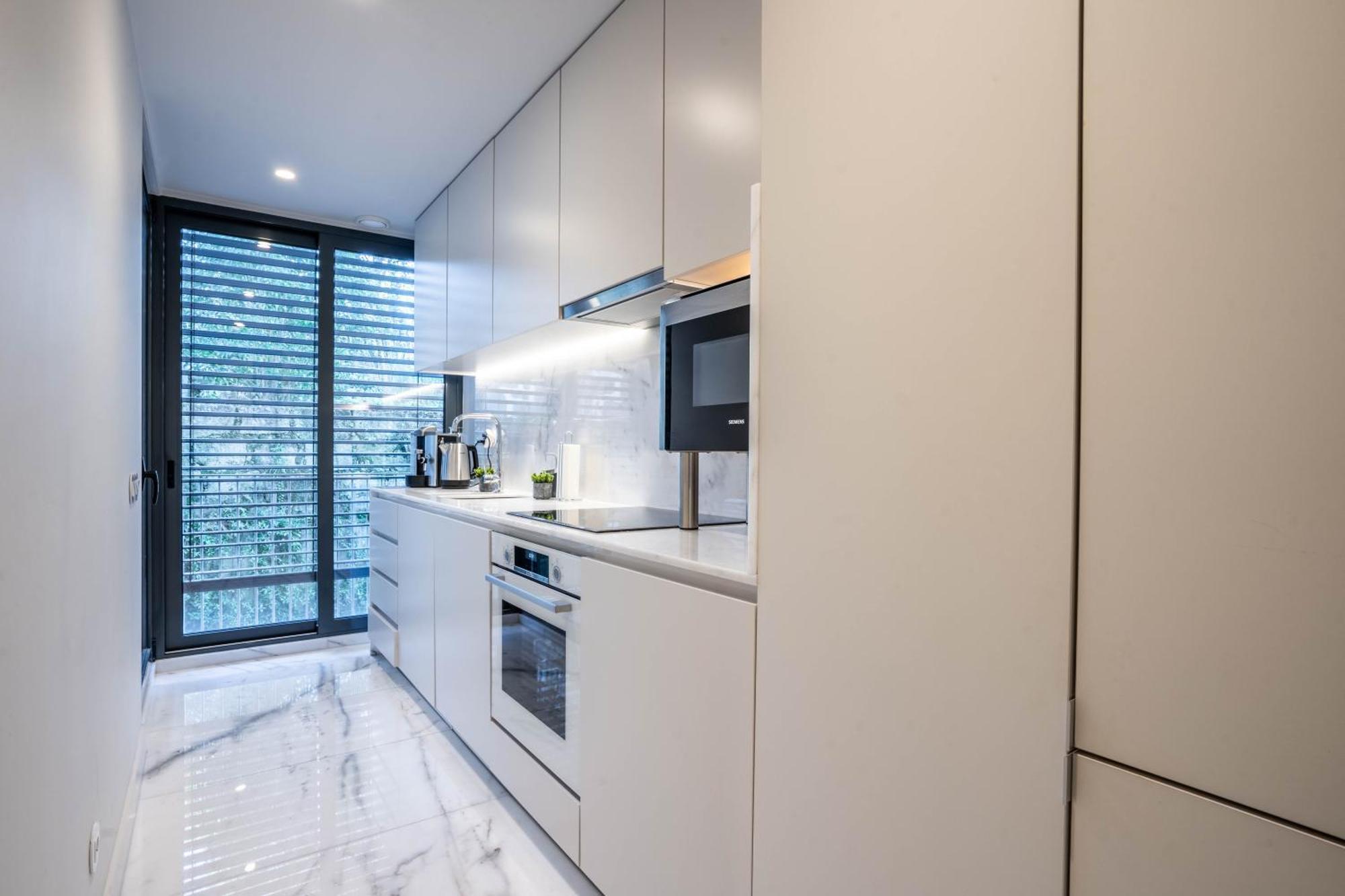 Primrose 1br Delight W Parking By Lovelystay * Porto