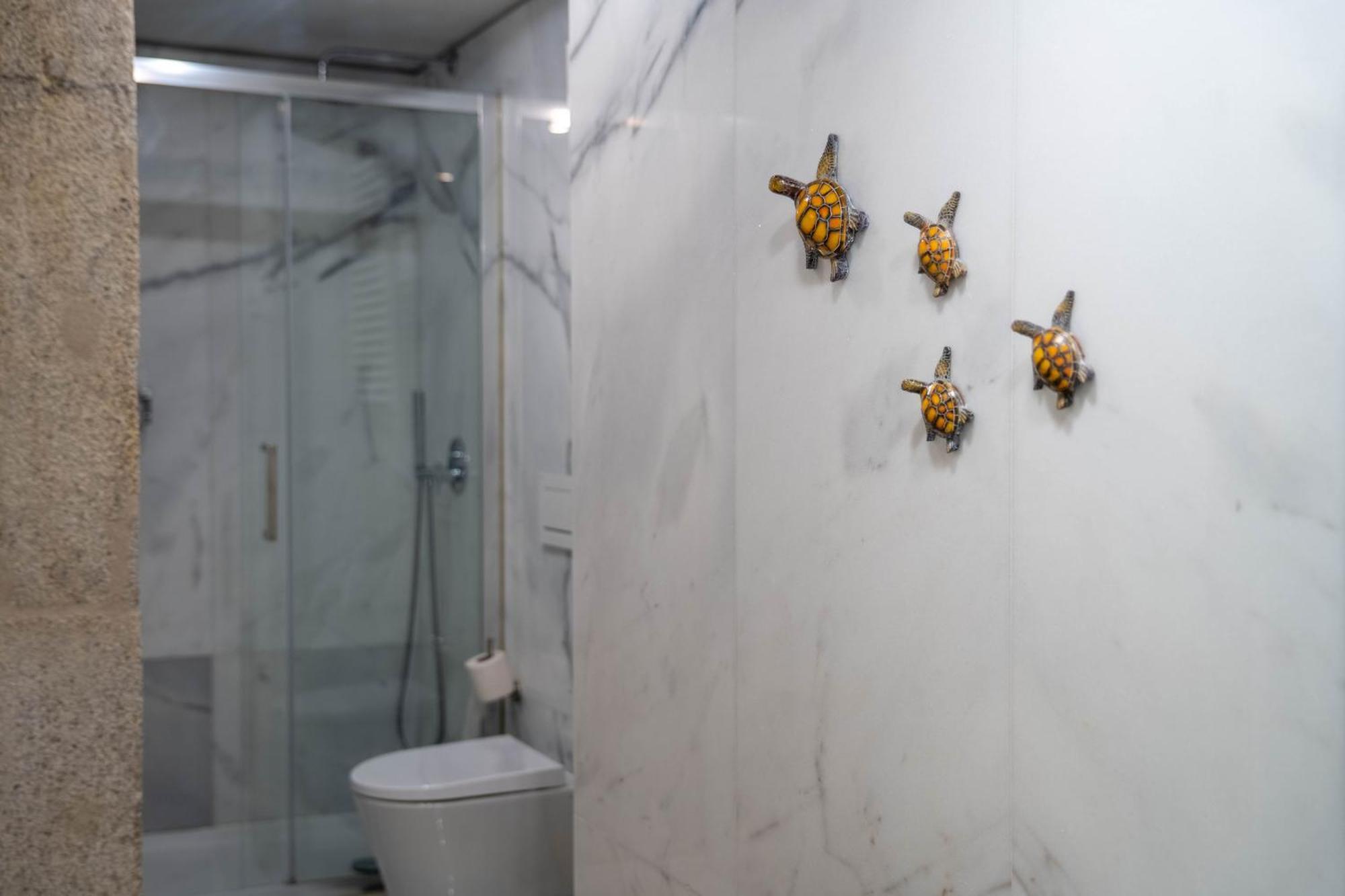 Apartment Primrose 1br Delight W Parking By Lovelystay Porto