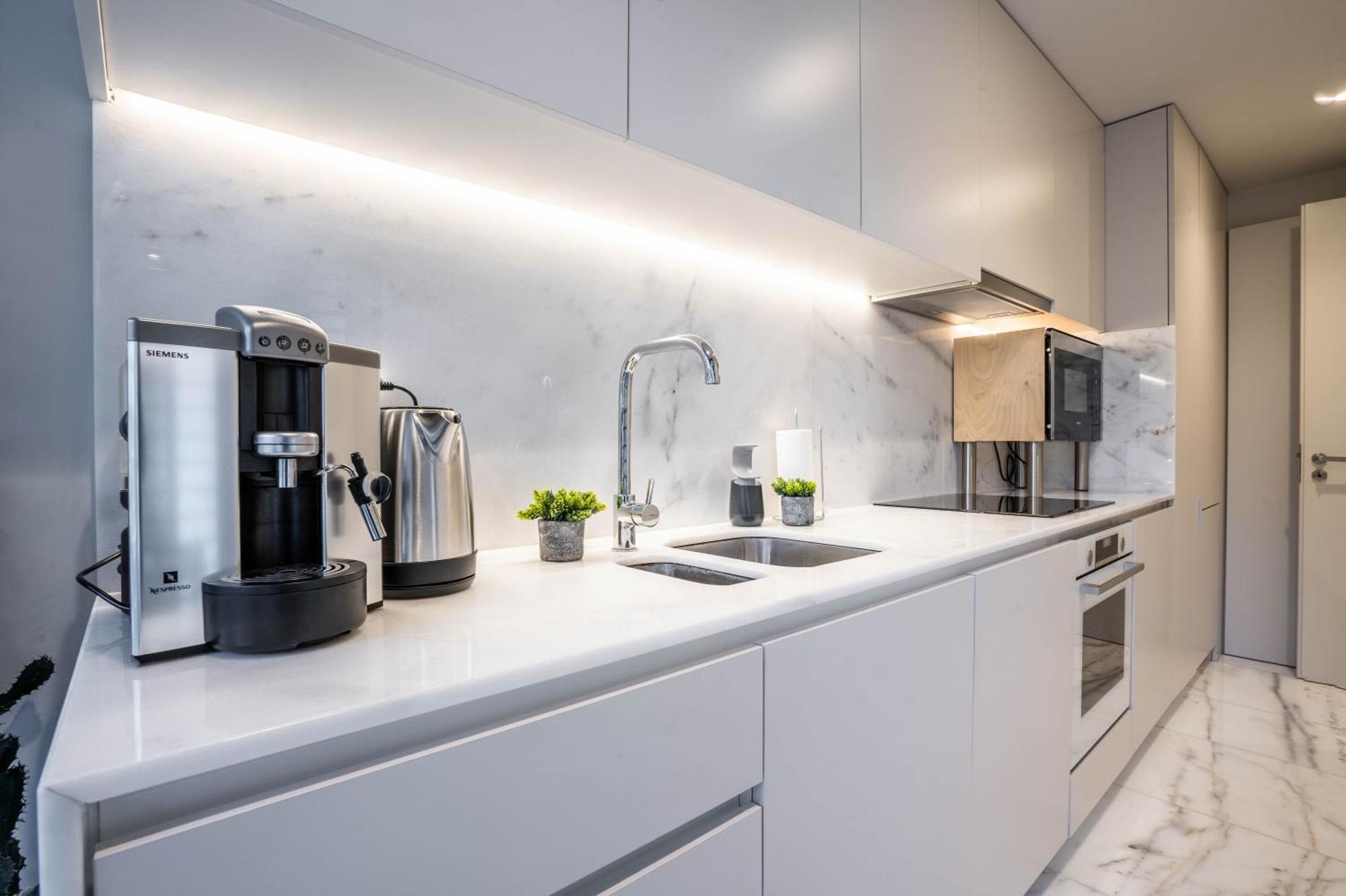 Primrose 1br Delight W Parking By Lovelystay * Porto